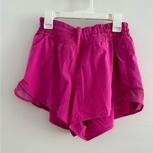 LULULEMON HOTTY HOTS!! SONIC PINK